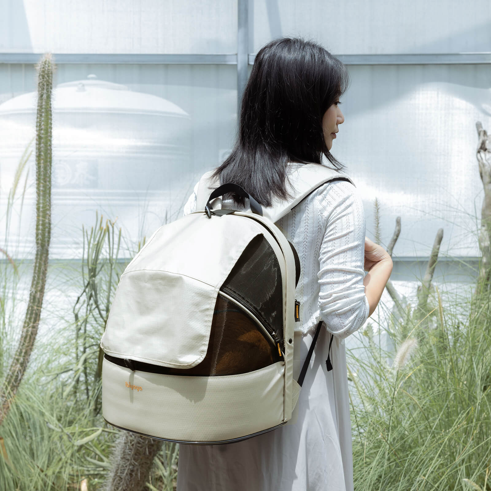 Panorama Zipper-free Small Pet Travel Carrier, Cat-Dog Chest Carrier, with Optional Wheels