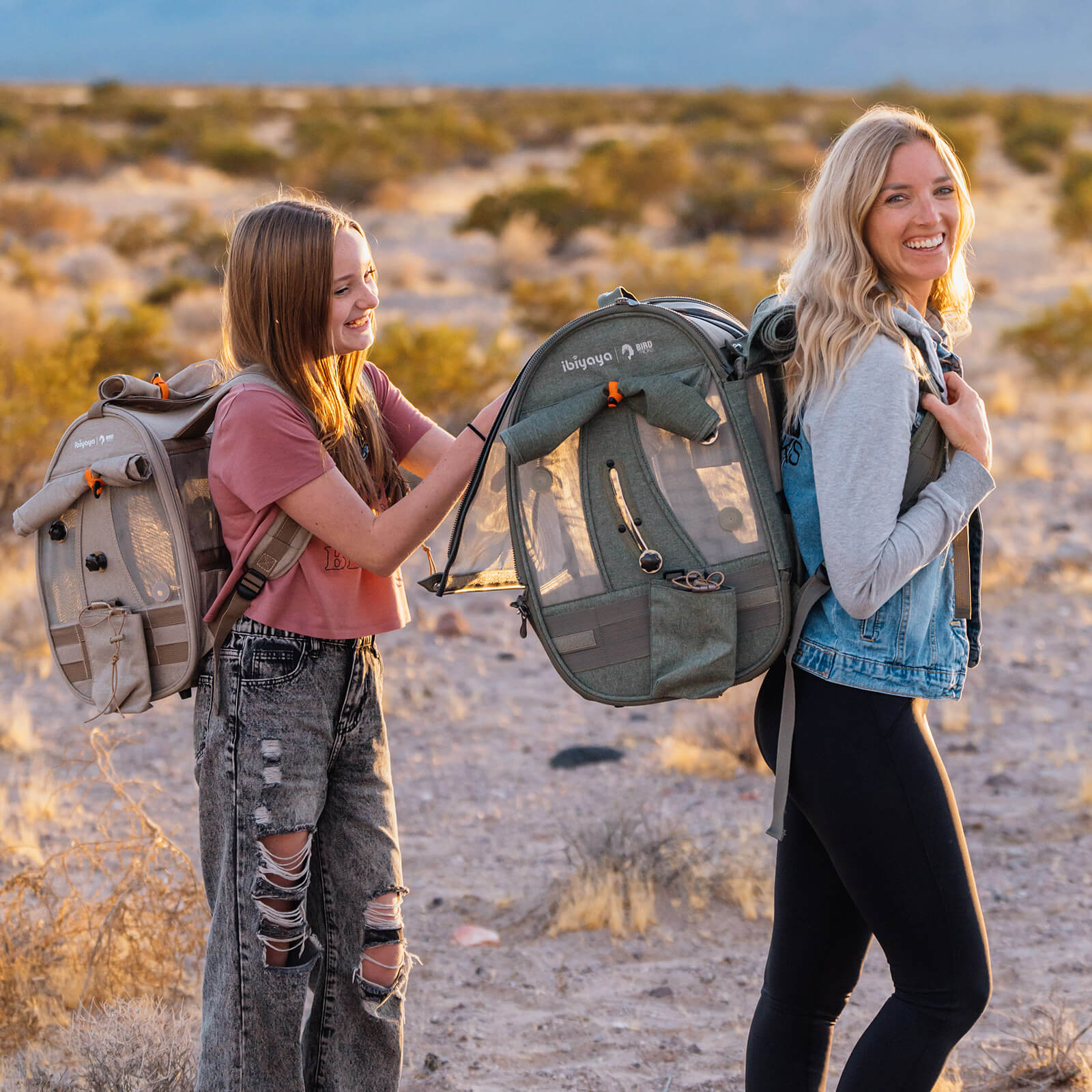 FC2296-M TrackPack – BirdTricks Medium Parrot Backpack