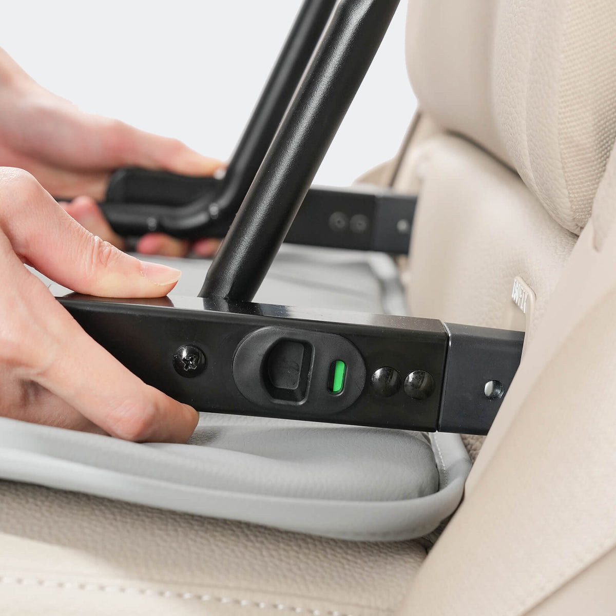 Throne ISOFIX Pet Car Seat Base